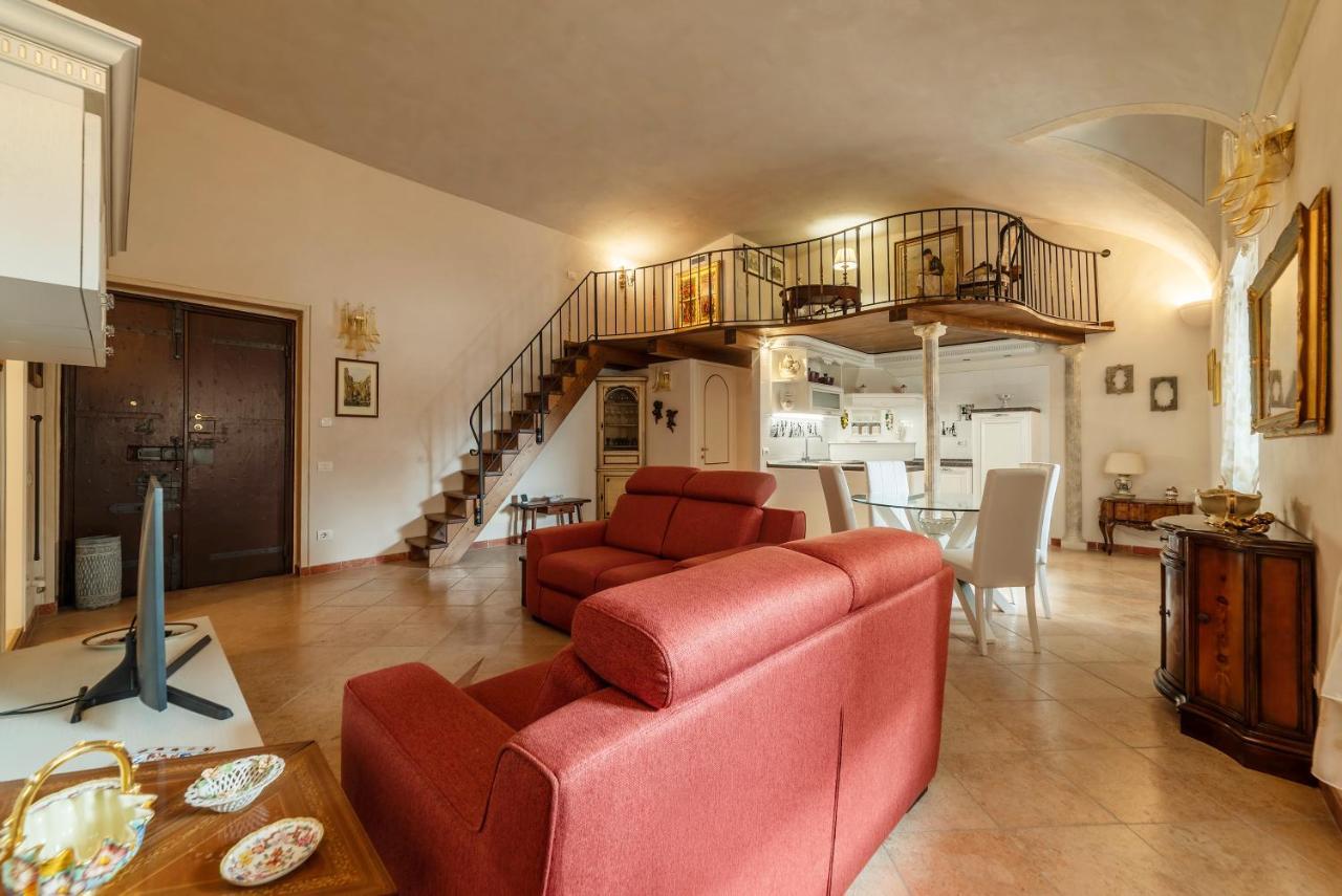 Palazzo Altieri Elegant Apartment 로마 외부 사진