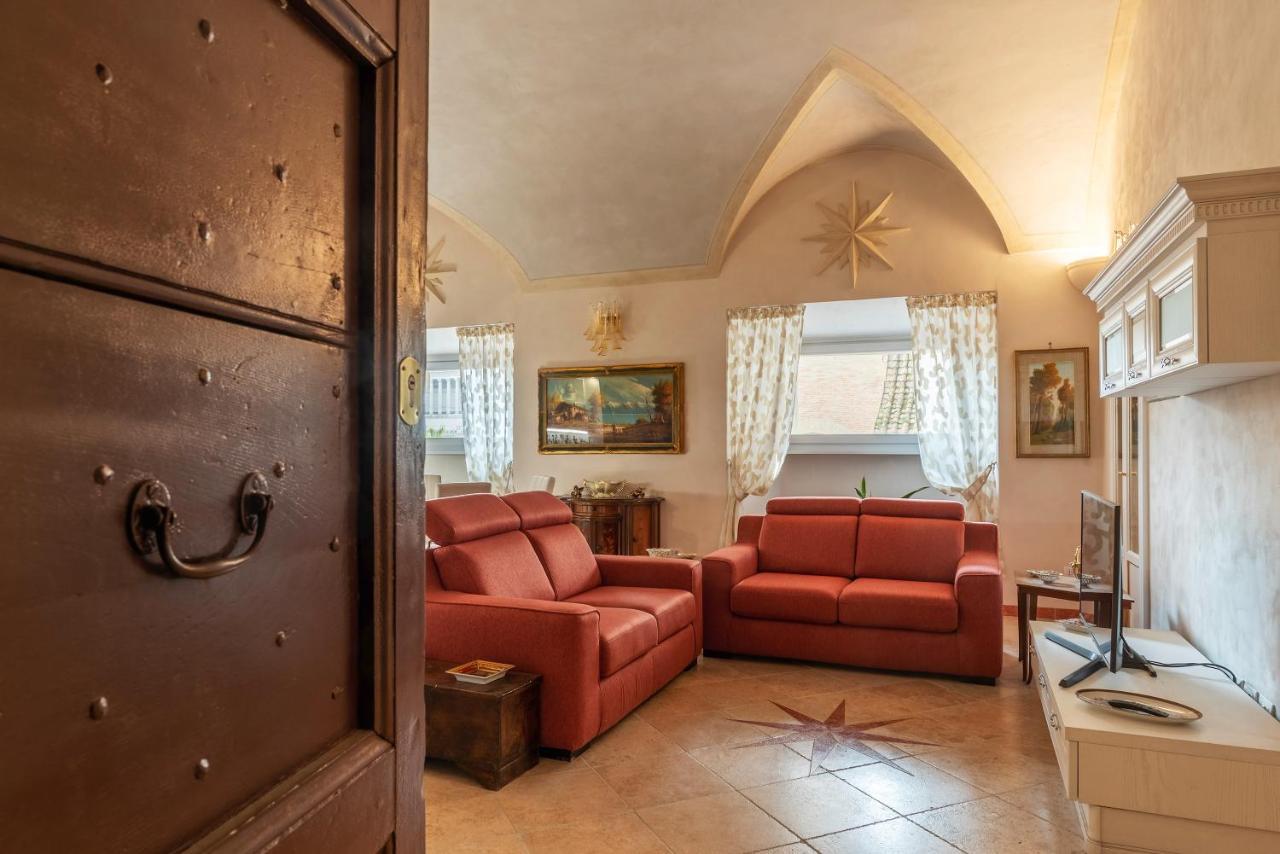 Palazzo Altieri Elegant Apartment 로마 외부 사진