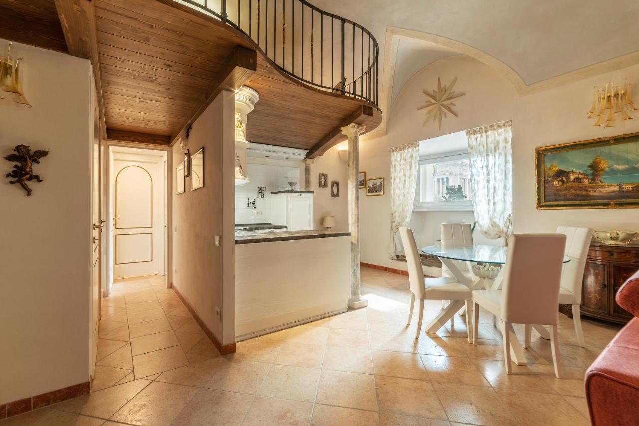 Palazzo Altieri Elegant Apartment 로마 외부 사진
