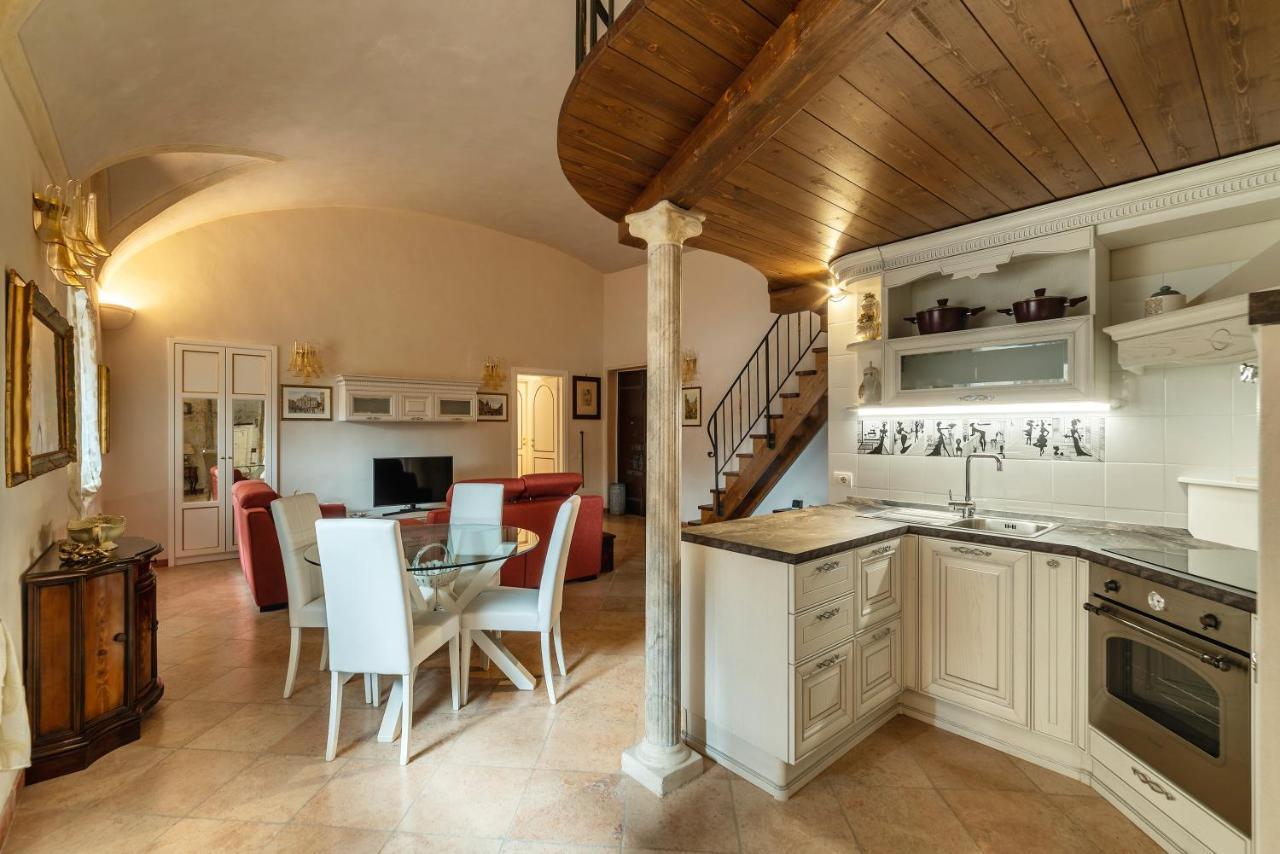 Palazzo Altieri Elegant Apartment 로마 외부 사진